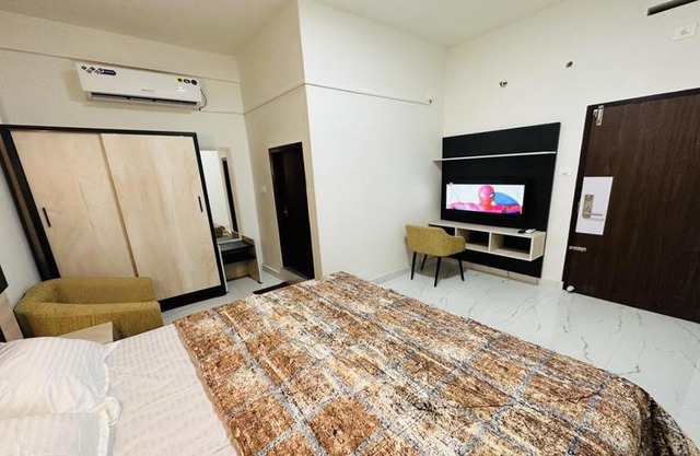 Cocobay INN