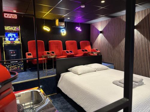Cocon Jacuzzi et cinéma 4K