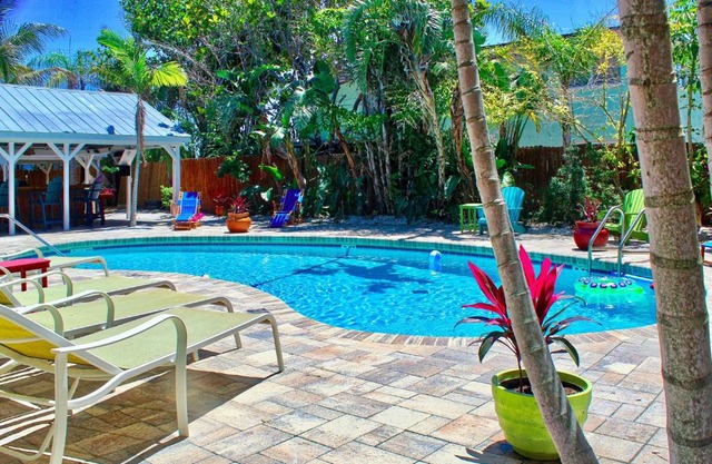 Coconut Grove Beach Resort Suites 3 & 4