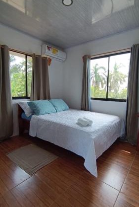 Coconut Lodge Maluhia