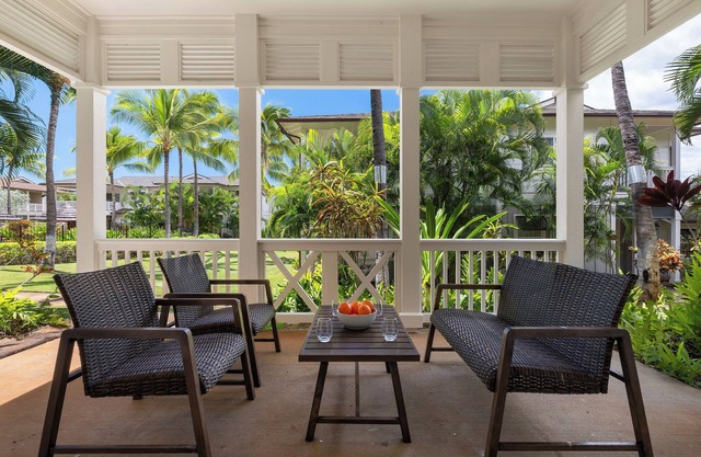 Coconut Plantation 1110-3: Stylish 2BR w/ Lanai & Modern Kitchen in Ko Olina