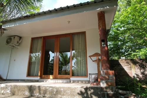 Coconut Scar Reef Homestay