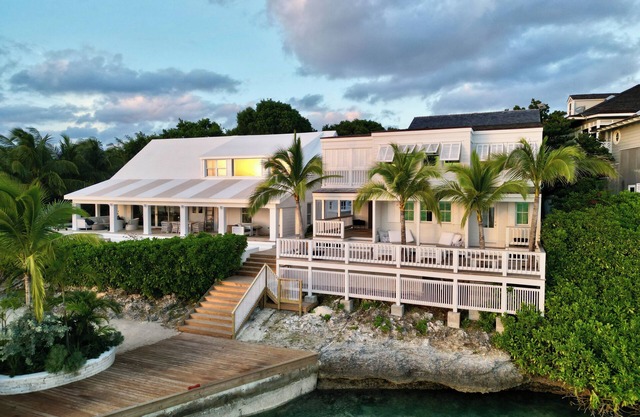 Coconut Shy Estate - Waterfront Private Beach and Dock