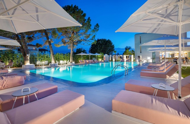Cocoons Luxury Suites & Villas