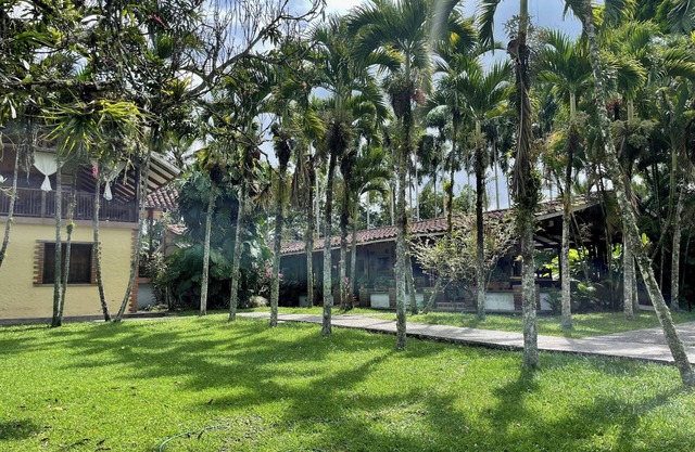 Coffee Region Getaway: Tropical Villa Near Parque del Café, Quindío, Colombia