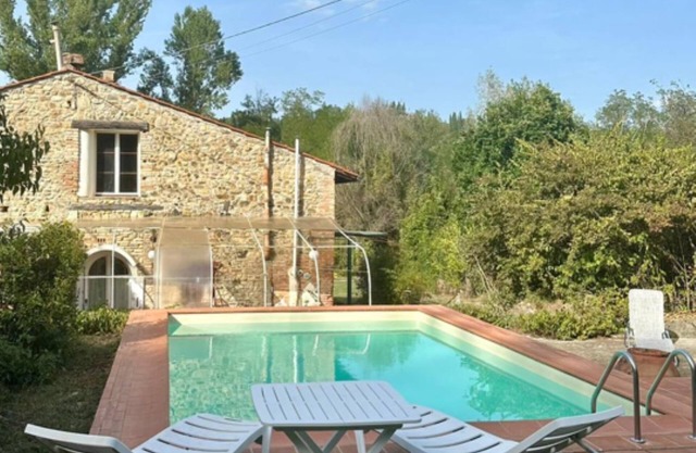Cofferi FarmHouse, Pool + Free Parking