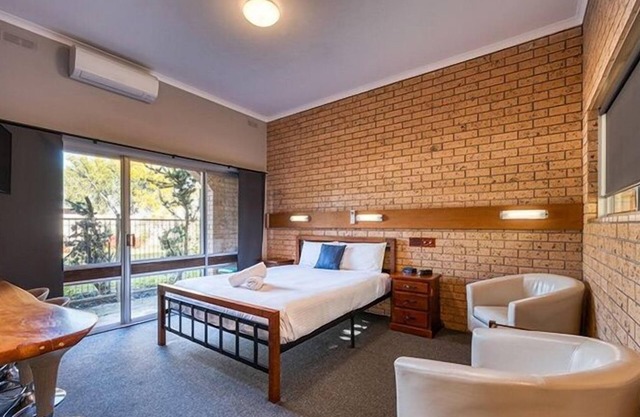 Colac Mid City Motor Inn