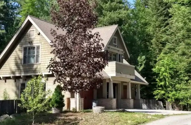 Colburn Woods Carriage House