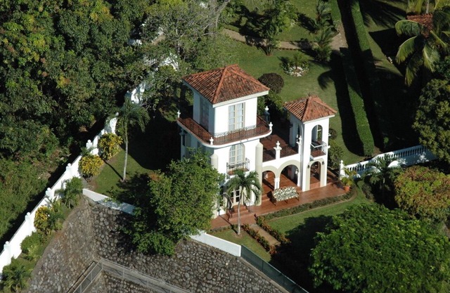 Castillo exclusivo $ 12,000 Wk para 8 personas, Tropical, AC, Ocean View Staff 10, Chef