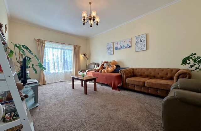 Coleman Comfort Hub - close to City&Air port