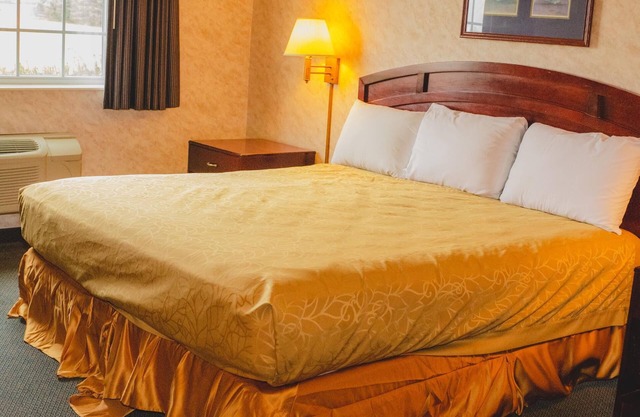 Colfax inn by Marifah