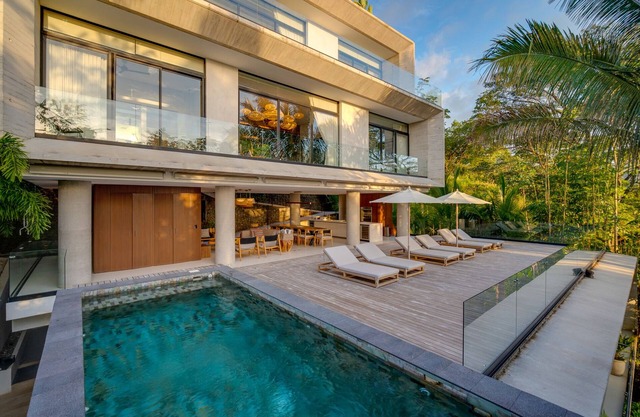Colina Grande: Brand New, Luxury 7 Bedroom Villa Above Playa Hermosa