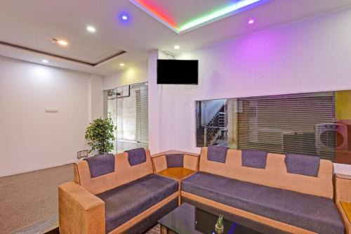 Collection O EXPRESS SUITES