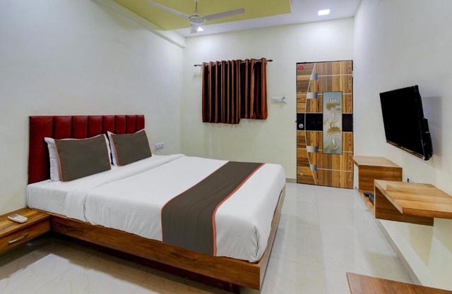 Jaydeep Executive