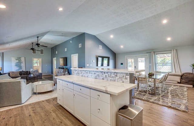 College Station Vacation Rental: 4 Mi to Texas A&M