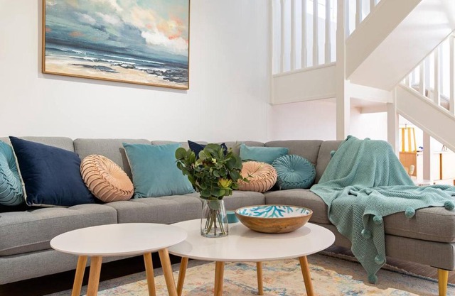 Colley's Nest - Family-friendly Townhouse with Patio