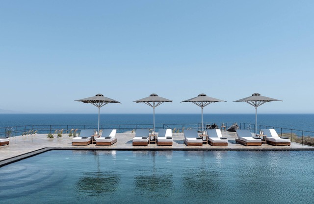 Colombos BeachFront