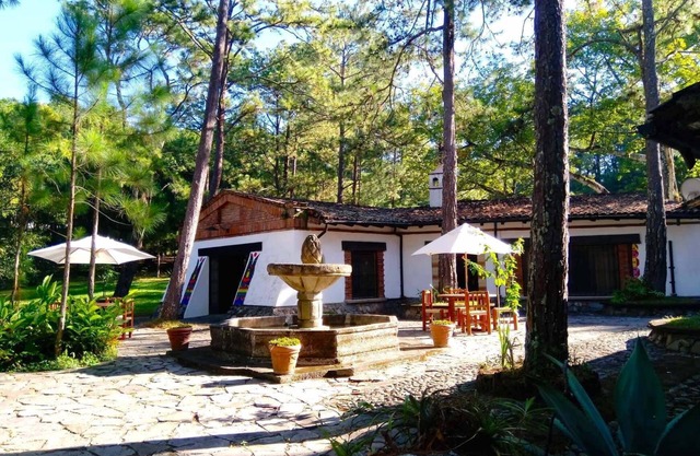Villa de montaña colonial en La Palma, Chalatenango (El Salvador).