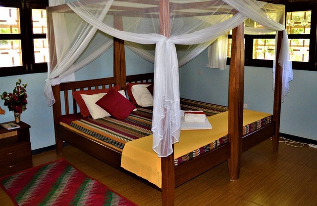 Colonial Residence