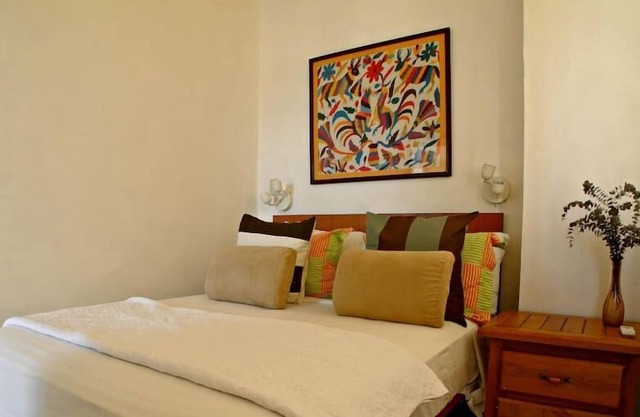 Colonial Zone 1BR Apt @Plaza España, bright &clean