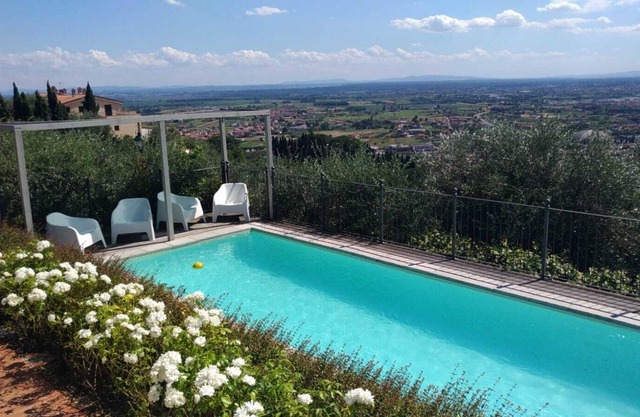 Colonica le rose bianche privat pool e hidromasaje.