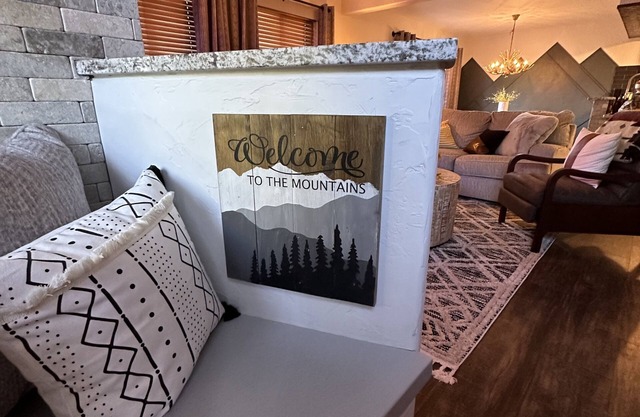 Mountain Homestead - Minutes to Edwards & short drive to Vail & Beaver Creek.