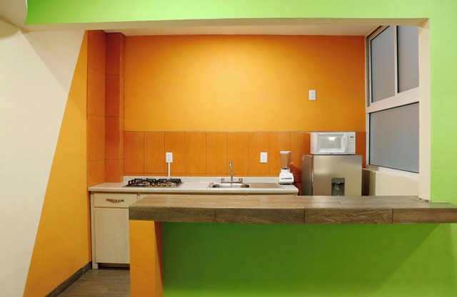 Colorido Apartamento a 8 min Centro Amplio y familiar