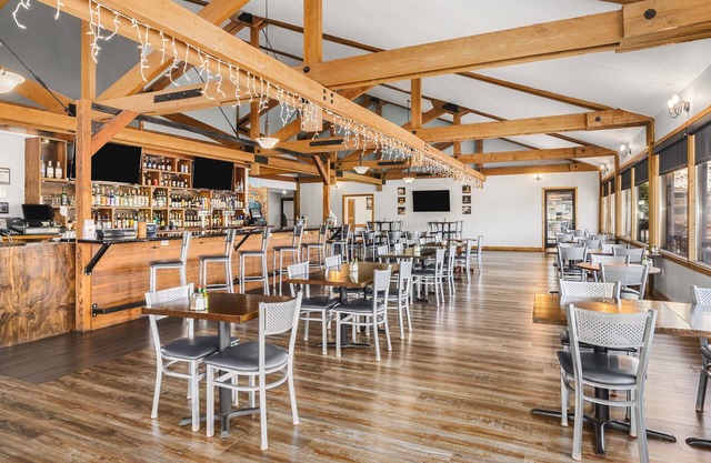 Columbia River Inn and Conference Center, Ascend Hotel Collection