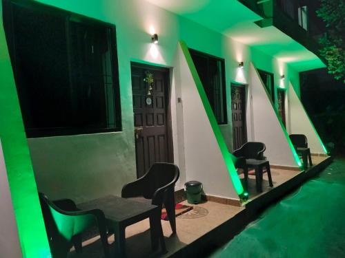 Colva Deluxe Carolina GuestHouse & Villa