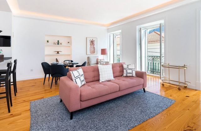 Combro Luxury Apartment