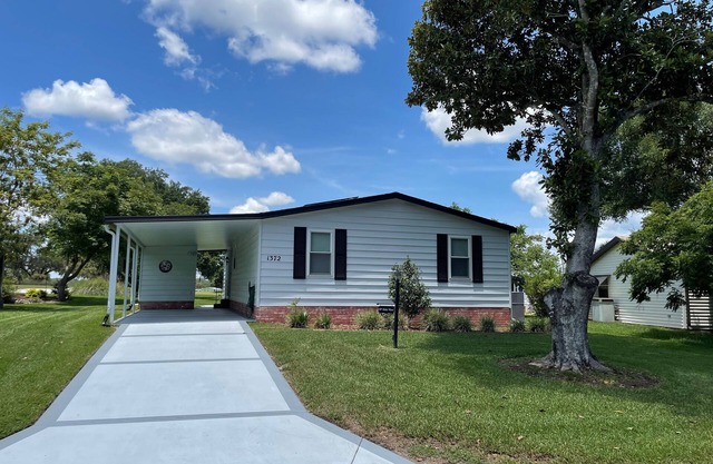 Come Enjoy The Golf Course View! This 2 bdrm Home Awaits You