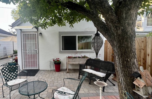 Come experience this cozy cottage in the heart of it all!