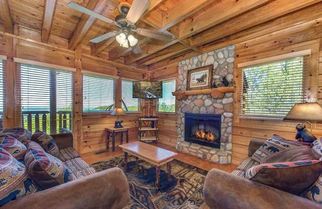 Come stay at A Smoky Mountain Hide-A-Way for amazing views!