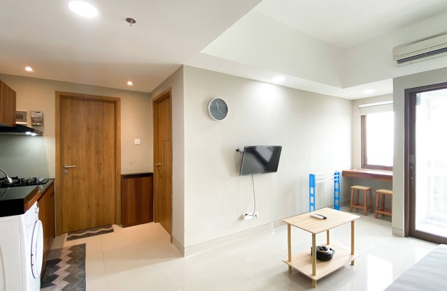 Comfort 1BR at LRT City Jatibening Apartment