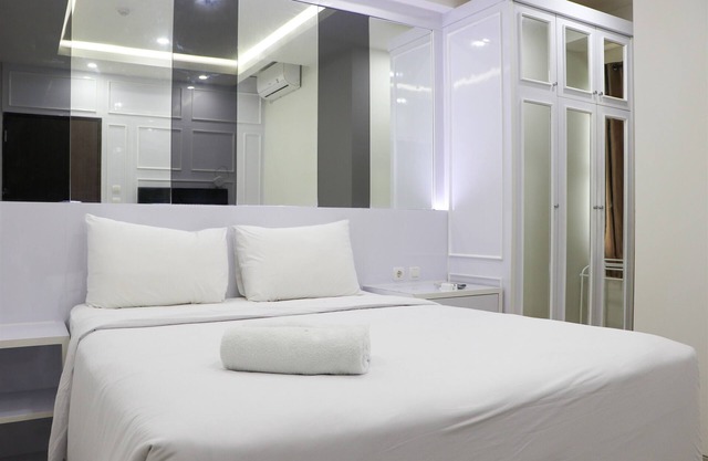 Comfort 2Br Apartment At 30Th Floor Transpark Cibubur