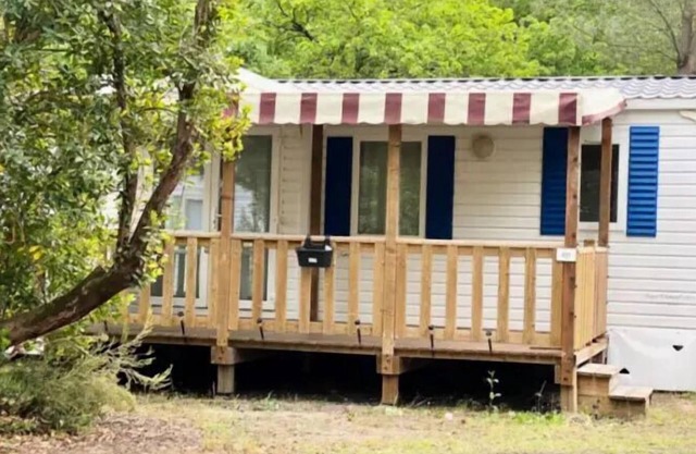 Comfort 3-room mobile home sleeps 4