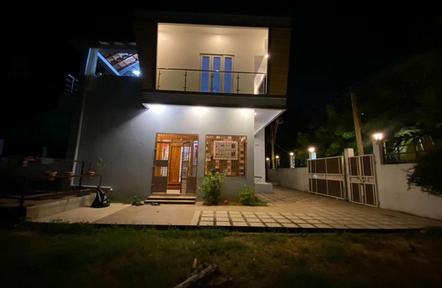 COMFORT 4 BHK VILLA WITH SWIMMING POOL