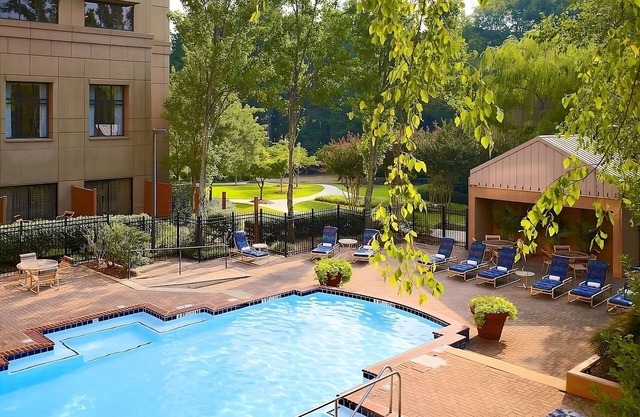 Comfort and Convenience! 2 Amazing units to Enjoy, Near Duluth History Museum
