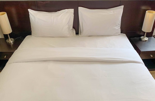 Comfort And Minimalist 2Br At Maple Park Sunter Apartment
