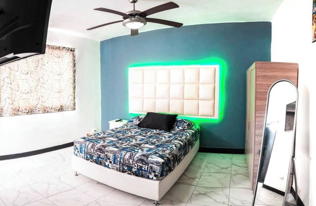 Comfort and privacy in the entire center of the pink zone of the El Poblado Area