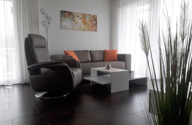 Apartamento deportivo y de bienestar de 4 estrellas con servicio de hotel en Markgräflerland