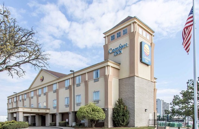 Comfort Inn at Northwest Expressway
