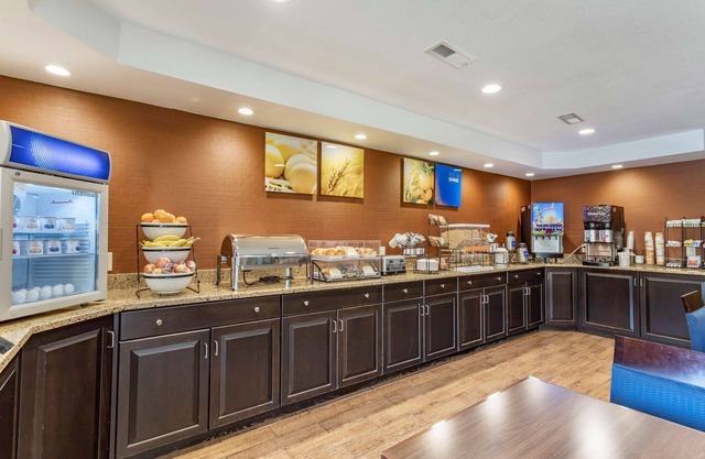 Comfort Inn Biltmore West