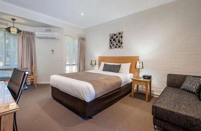 Comfort Inn Coach & Bushmans