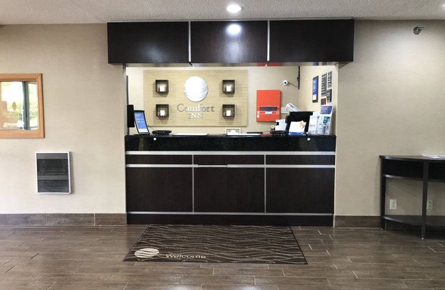 Comfort Inn Columbia - Bush River