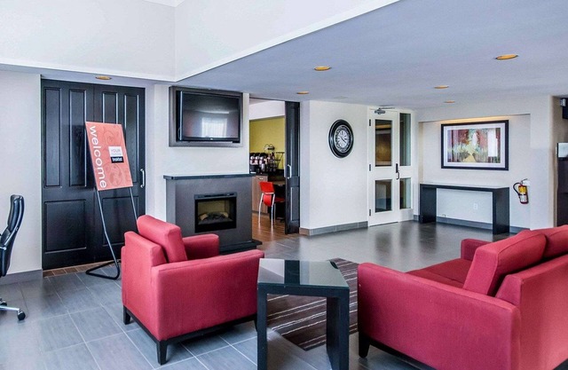 Comfort Inn East