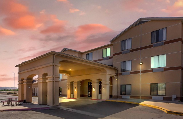 Comfort Inn And Suites