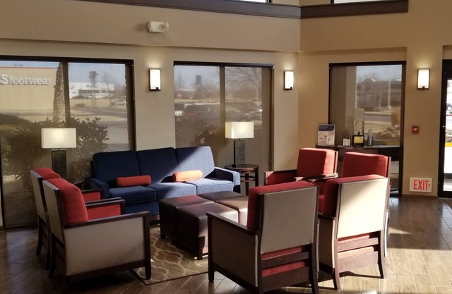 Comfort Inn & Suites