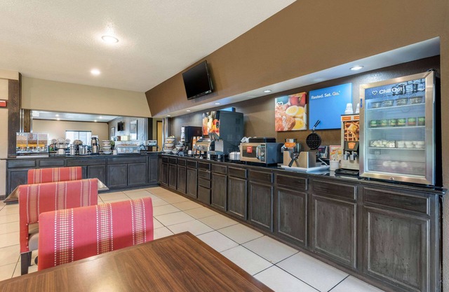 Comfort Inn Warren I-69