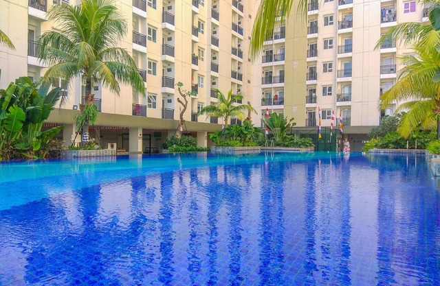 Comfort Living 2Br At Cinere Resort Apartment